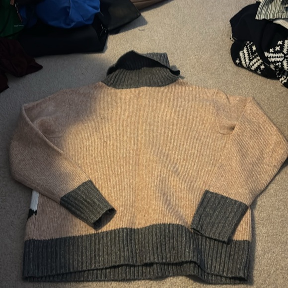 Knit turtleneck sweater - Picture 2 of 2